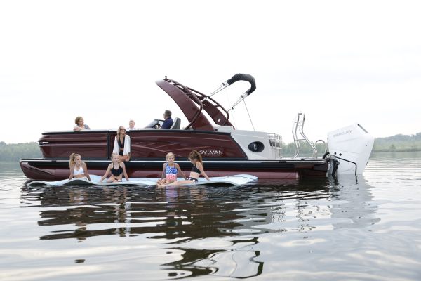 Sylvan Pontoon Boat G5 CLZ DH