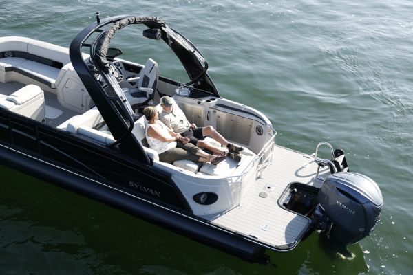 Sylvan Pontoon Boat G5 DLZ