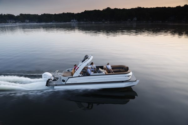 Sylvan Pontoon Boat G5 CLZ