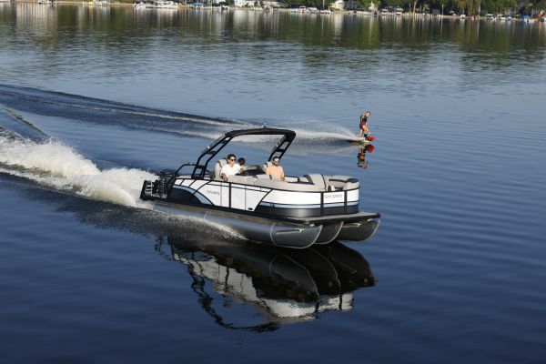 L3 CLZ DH Sylvan Pontoon Boat