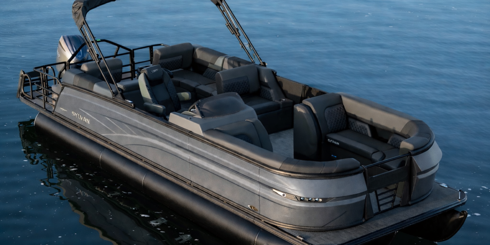 Gunmetal Grey L Interior