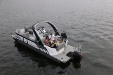 S3 DLZ DH Sylvan Marine Pontoon Boat