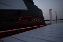 Sylvan Pontoon Boat M5 CLZ DC