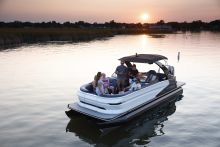 Sylvan Pontoon Boat M5 CLZ DC