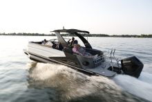 Sylvan Pontoon Boat M5 CLZ DC