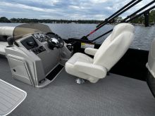 Mirage X3 Party Fish Sylvan Pontoon Boat