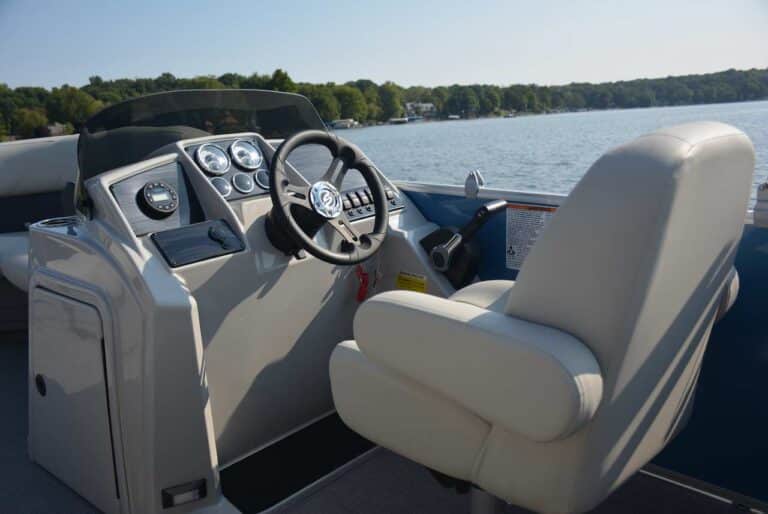 Mirage 8522 Party Fish Sylvan Marine Pontoon Boat