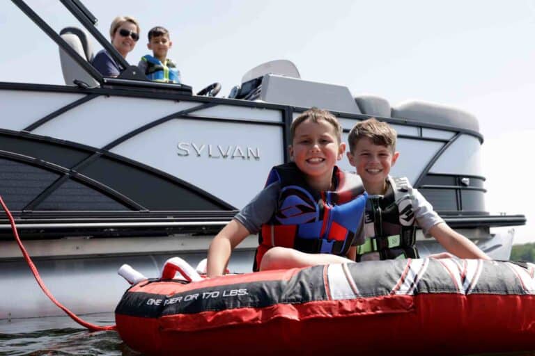 L1 DLZ Sylvan Marine Pontoon Boat