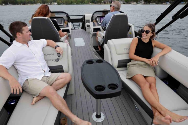 Sylvan Pontoon Boat G-5 LZ