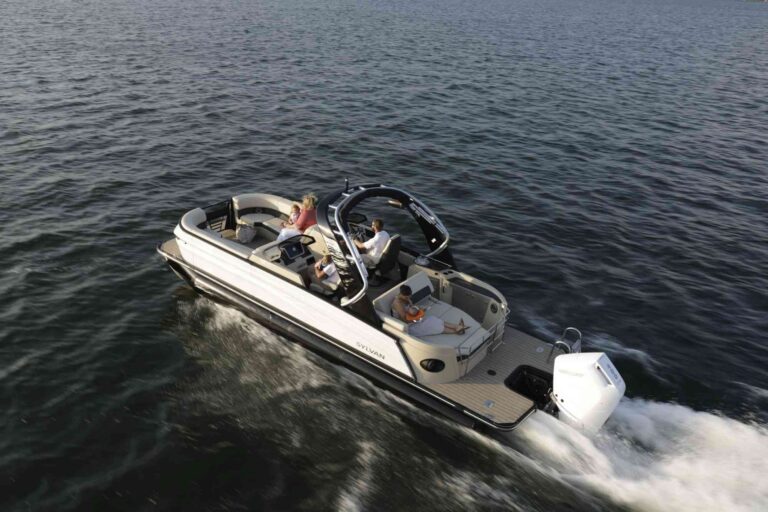 Sylvan Pontoon Boat G-5 CLZ DC