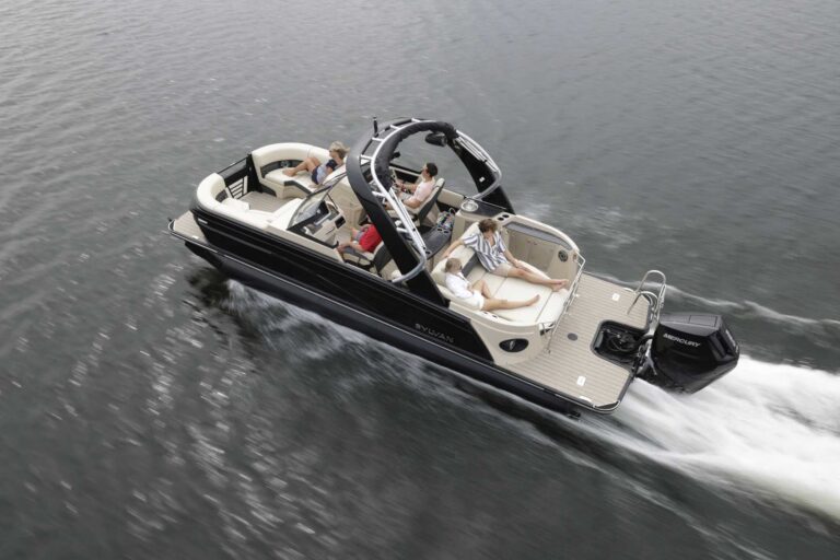 Sylvan Pontoon Boat G-3 CLZ DC