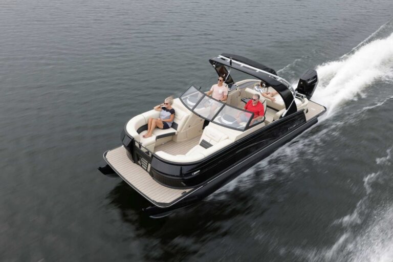 Sylvan Pontoon Boat G-3 CLZ DC
