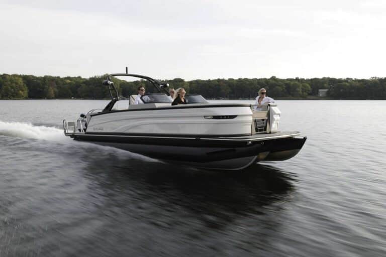 Sylvan Pontoon Boat G-5 CLZ DC