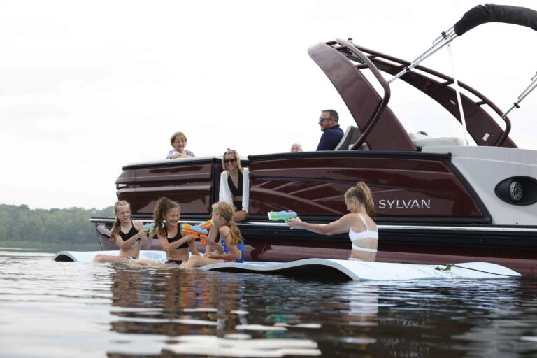 Sylvan Pontoon Boat G5 CLZ DH