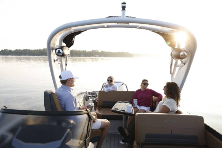 Sylvan Pontoon Boat G5 CLZ