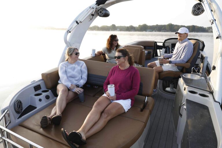 Sylvan Pontoon Boat G-5 CLZ