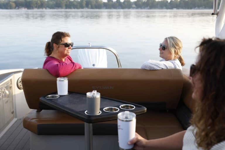 Sylvan Pontoon Boat G-5 CLZ