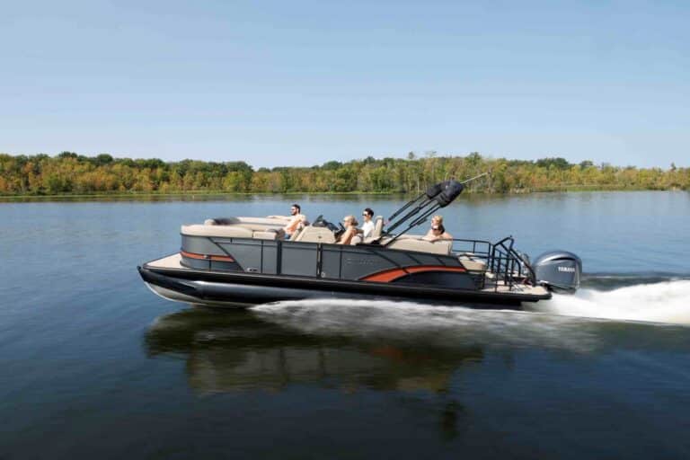 Sylvan Pontoon Boat L5 CLZ